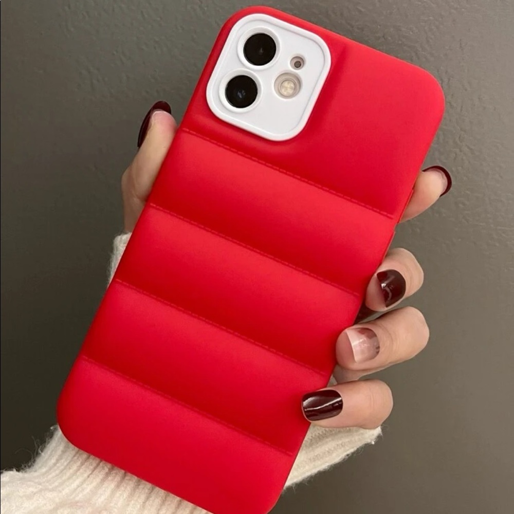 Chic Red Puffer iPhone Case New Multiple Sizes - Picture 2 of 4